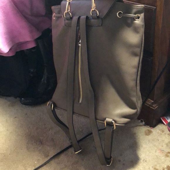 LA Diva Backpack - Picture 2 of 4